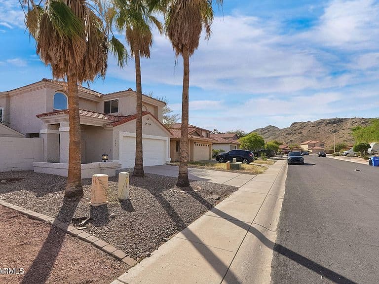 4361 E CORRAL Road photo 2