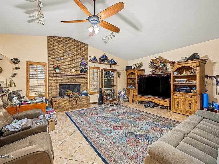 12115 E ORIOLE Way photo 3